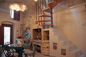 Duplex, 1 Bedroom, Terrace, City View | In-room dining - Letto e Merenda (Nardò)