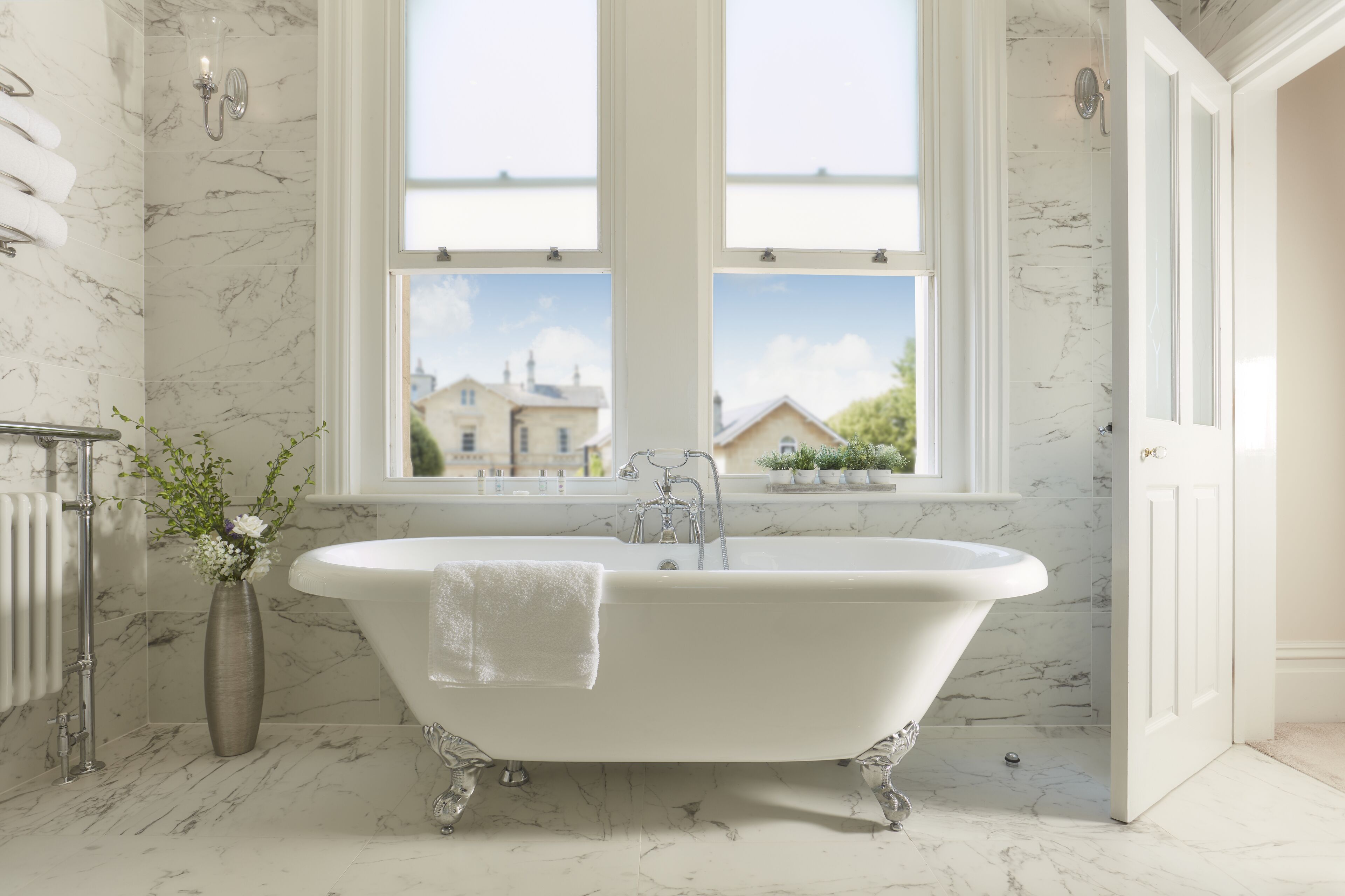 superior double room, ensuite (superior king ) | bathroom | separate bathtub and shower, deep-soaking bathtub, rainfall showerhead