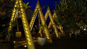 Breakfast, lunch and dinner served - Albeon Hotel (Cesme)