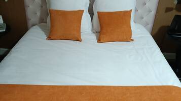 Classic Double Room | Egyptian cotton sheets, premium bedding, desk, soundproofing