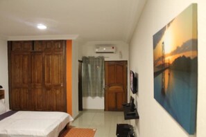 Comfort Apartment | 1 bedroom, blackout drapes, iron/ironing board, rollaway beds - Appartement 7eme Tranche (Abidjan)