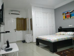 Apartment | Bügeleisen/Bügelbrett, Zustellbetten, kostenloses WLAN, Bettwäsche