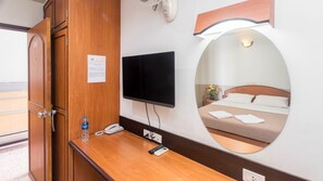 Coffres-forts dans les chambres, bureau, rideaux occultants