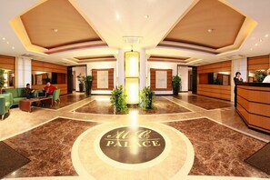 Lobby - Monte Carlo Palace Suites (Bucharest)
