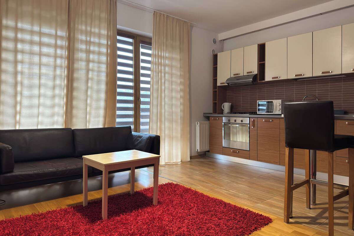 studio, balcony | living area | flat-screen tv