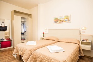 Double Room | In-room safe, desk, soundproofing, free WiFi - Hotel Club Misano (Misano Adriatico)