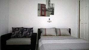Room - Studio Chic et Moderne (Abidjan)