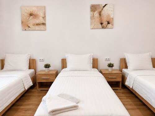 Monte Carlo Palace Rooms 