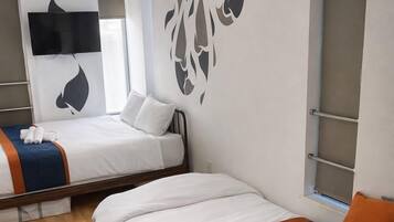 AOCA 3A | WiFi (free), individually decorated, individually furnished, bed sheets