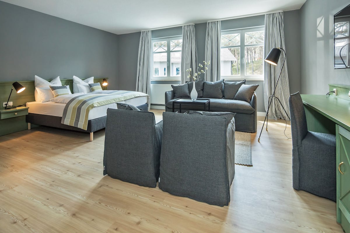 comfort triple room | in-room safe, desk, cots/infant beds, free wifi