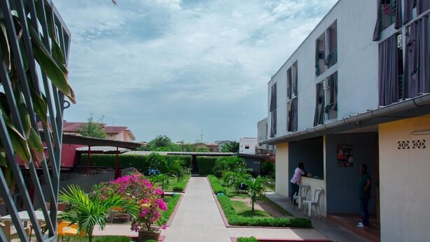 Property grounds - Résidence 7ème tranche (Abidjan)