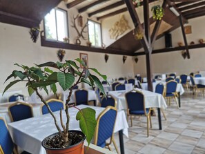 Restaurant - Iri Busteni Hotel (Busteni)