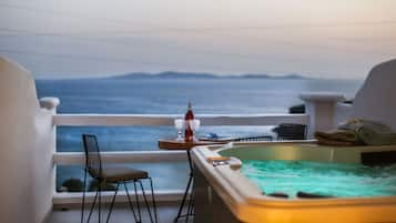 Deluxe Suite, Hot Tub, Sea View | Balcony view