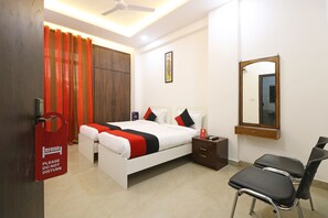 Deluxe Double or Twin Room, 1 Double Bed