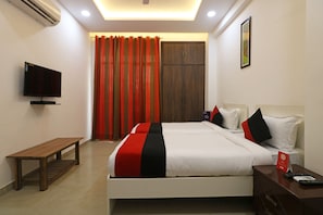 Deluxe Double or Twin Room, 1 Double Bed