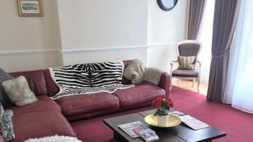 Classic-Haus | Wohnbereich | Flachbildfernseher