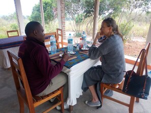 Restaurant - The Elephant home (Kasese)