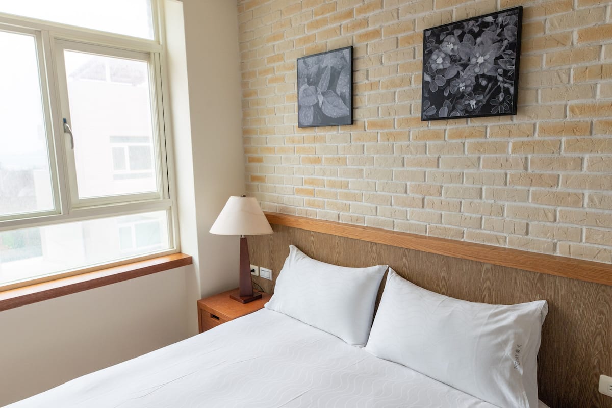 Classic Room, 1 Double Bed | Individually decorated, desk, soundproofing, free WiFi