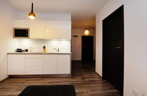Apartment (Klonowa 17 E m404) | Private kitchen | Fridge, microwave, stovetop, dishwasher - Golden Sun Apartments- Polanki (Kolobrzeg)