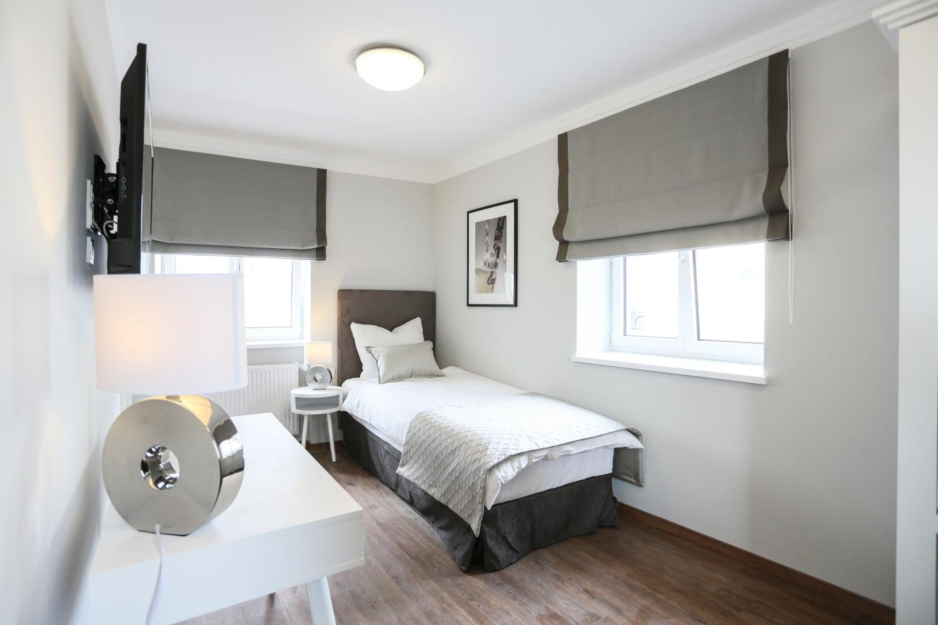 premium bedding, in-room safe, individually furnished, soundproofing