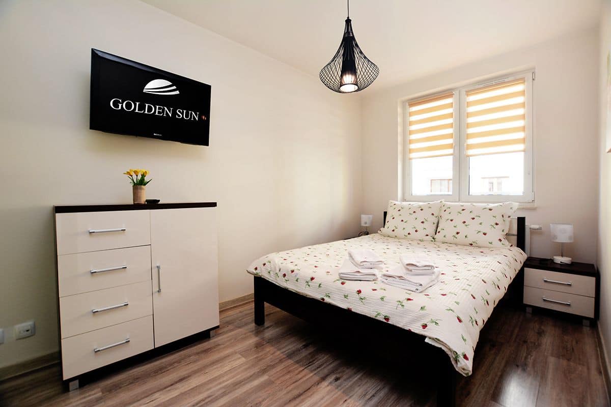 Apartemen (Bursztynowy, Baltycka 16D/13) | Setrika/meja setrika, Wi-Fi gratis, dan seprai linen