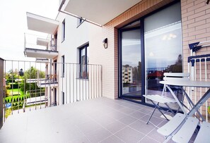 Apartment (Pogodny 4, Wylotowa 23 m.29) | Balcony - Golden Sun Apartments- Osiedle Pogodne (Kolobrzeg)