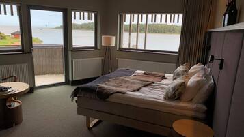 Suite (Victoria) | Cortinas blackout, tabla de planchar con plancha, cunas y wifi gratis