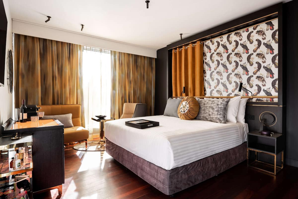 QT King Room