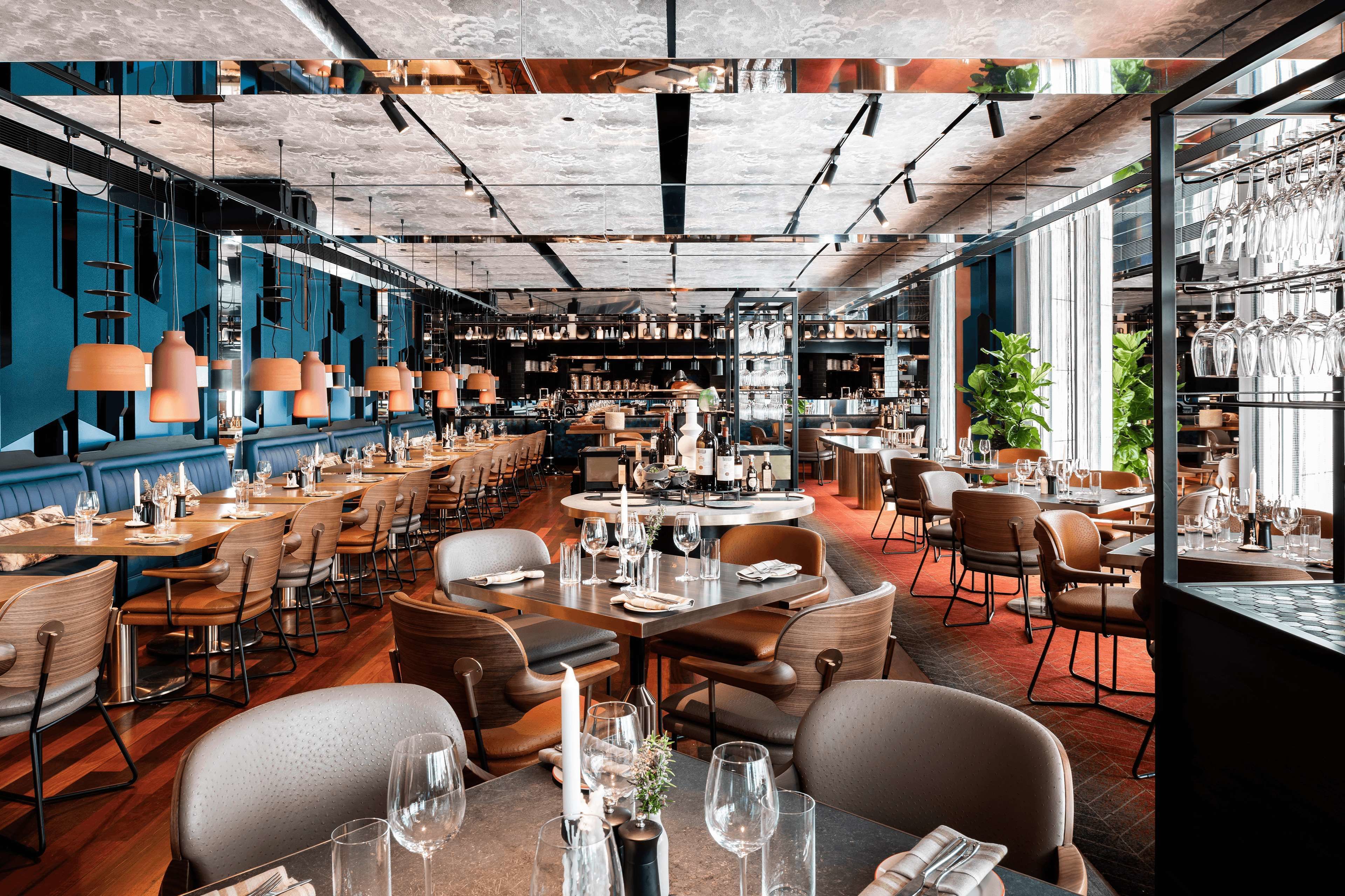 2 restaurants, breakfast, lunch, dinner served; Italian cuisine 