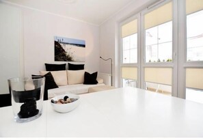 Departamento (Apartment (Baltyk, Spacerowa 12/2)) | Tabla de planchar con plancha, cunas y ropa de cama 