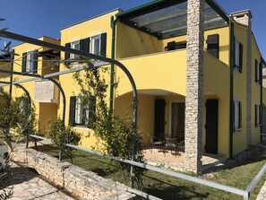 Front of property - Villas Faro (Umag)