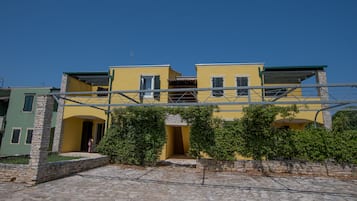 Fachada del alojamiento