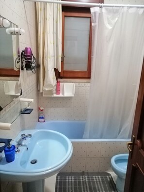 Salle de bain commune