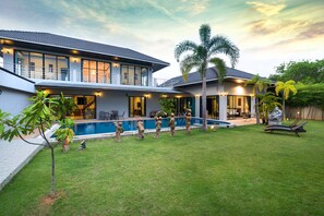 4-Bedroom Luxury Pool Villa  | Terrasse/Patio