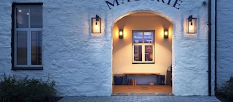 Another Place, The Machrie