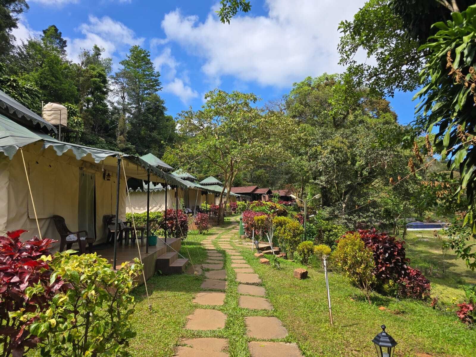 숙박 시설에서 보는 주변 전망