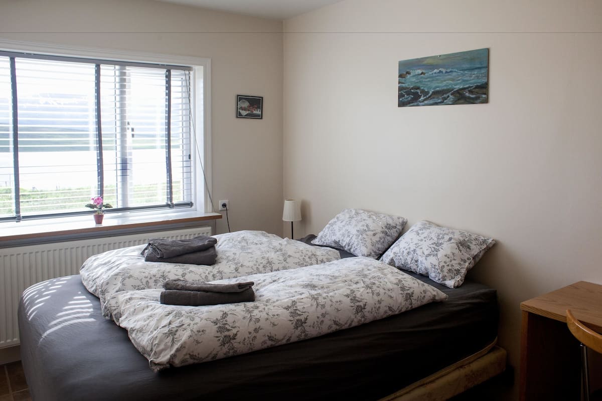 Economy Double Room, Shared Bathroom