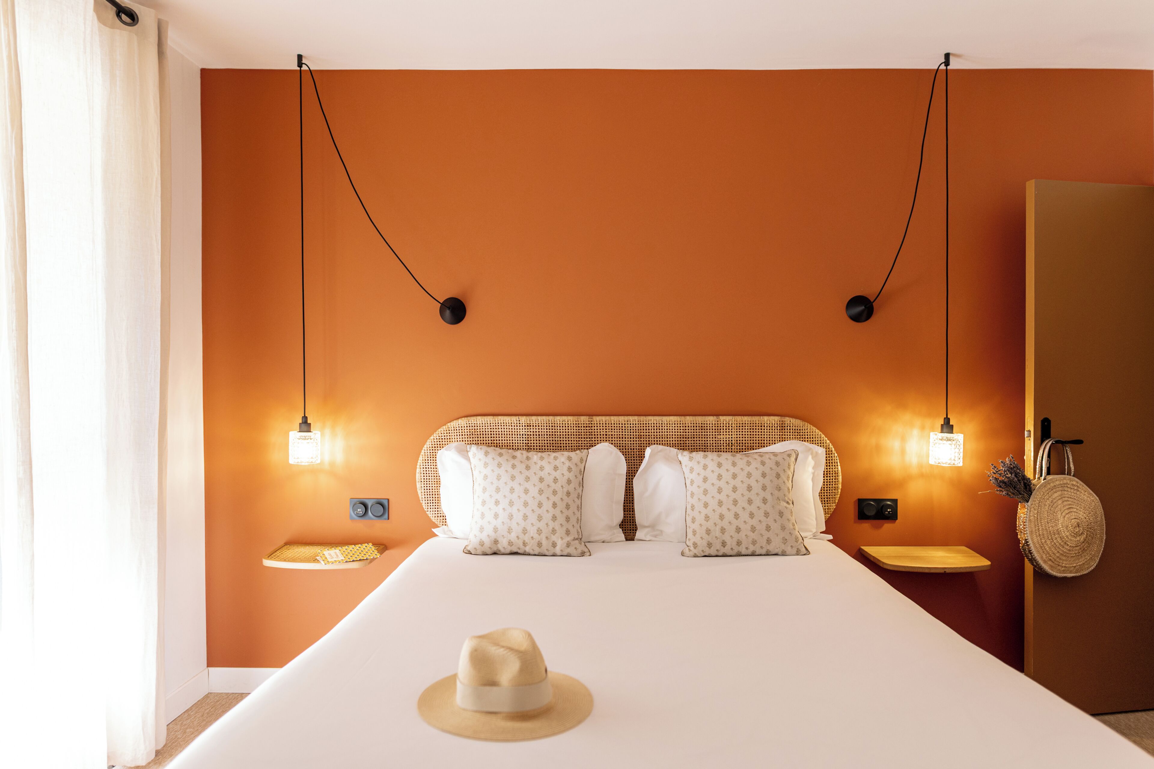 Chambre Double, terrasse | Literie de qualité supérieure, matelas mémoire de forme, bureau