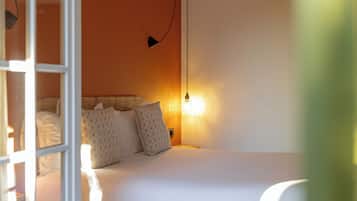 Family Quadruple Room | Premium bedding, memory-foam beds, desk, blackout curtains