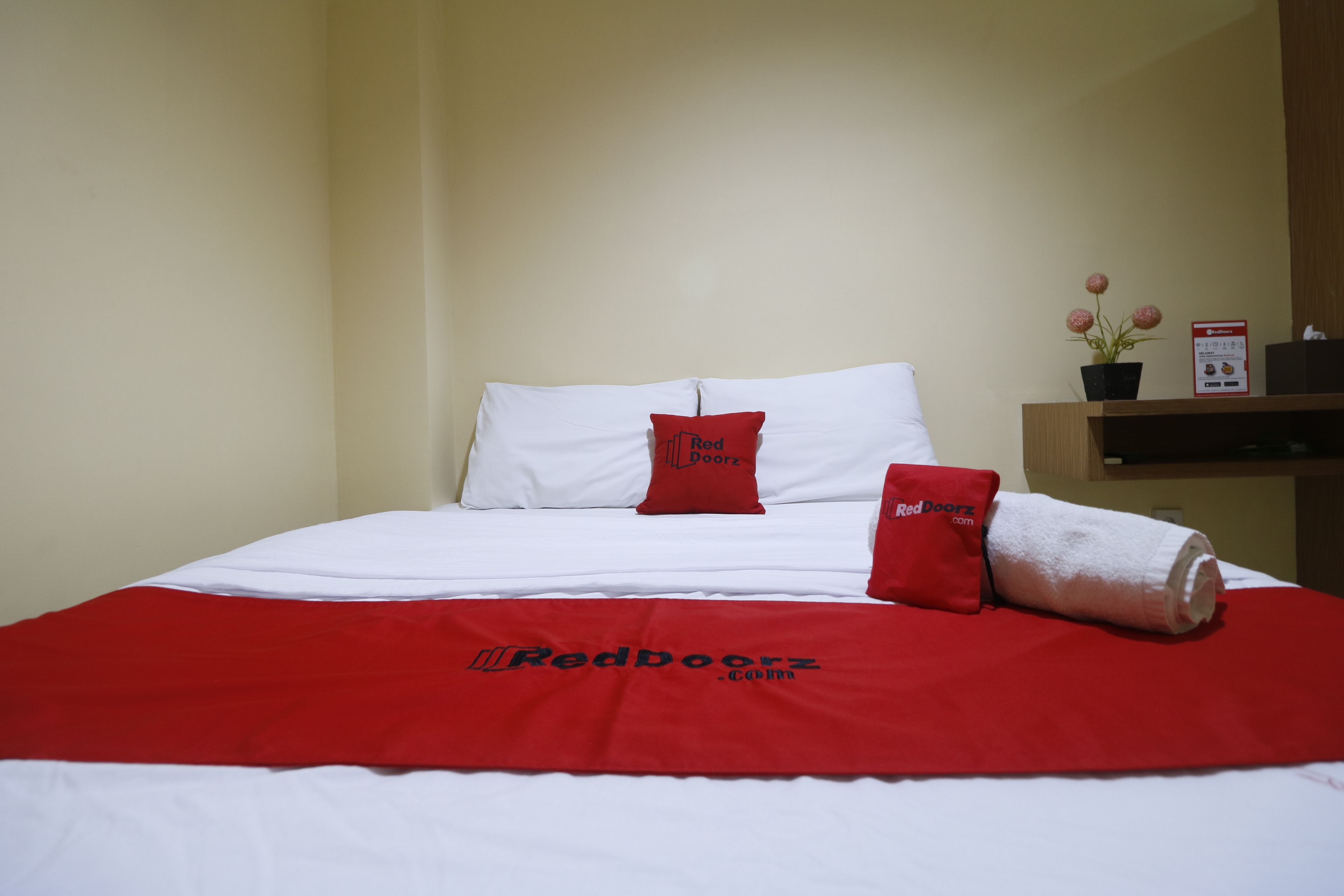 Foto - RedDoorz near ITC Cempaka Mas