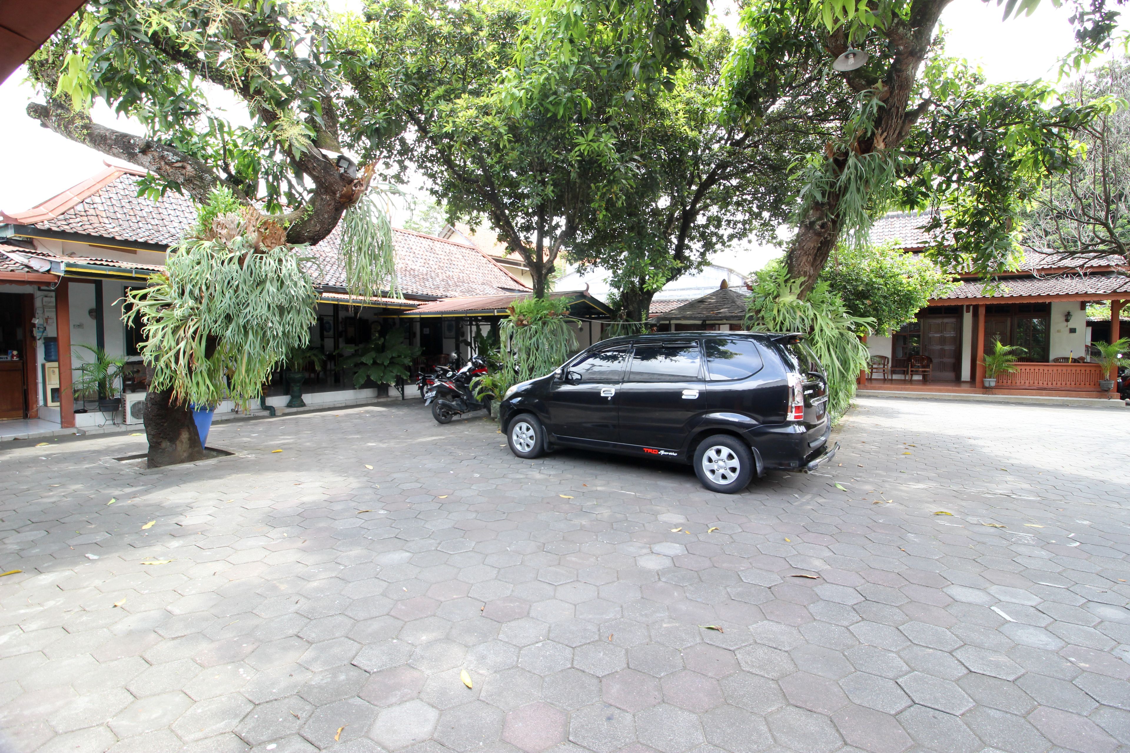 Foto - RedDoorz Plus near Alun Alun Selatan