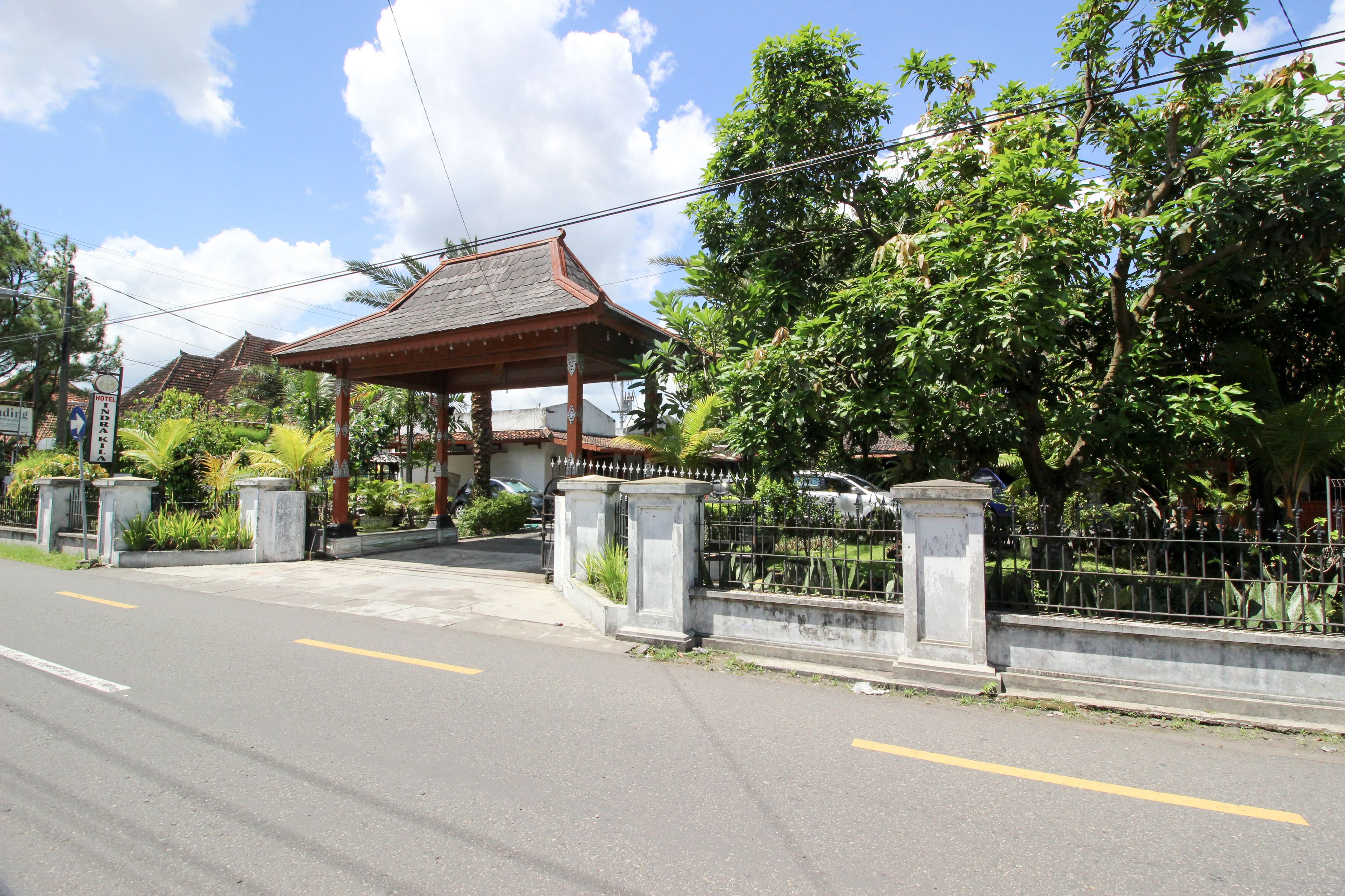 Foto - RedDoorz Plus near Alun Alun Selatan