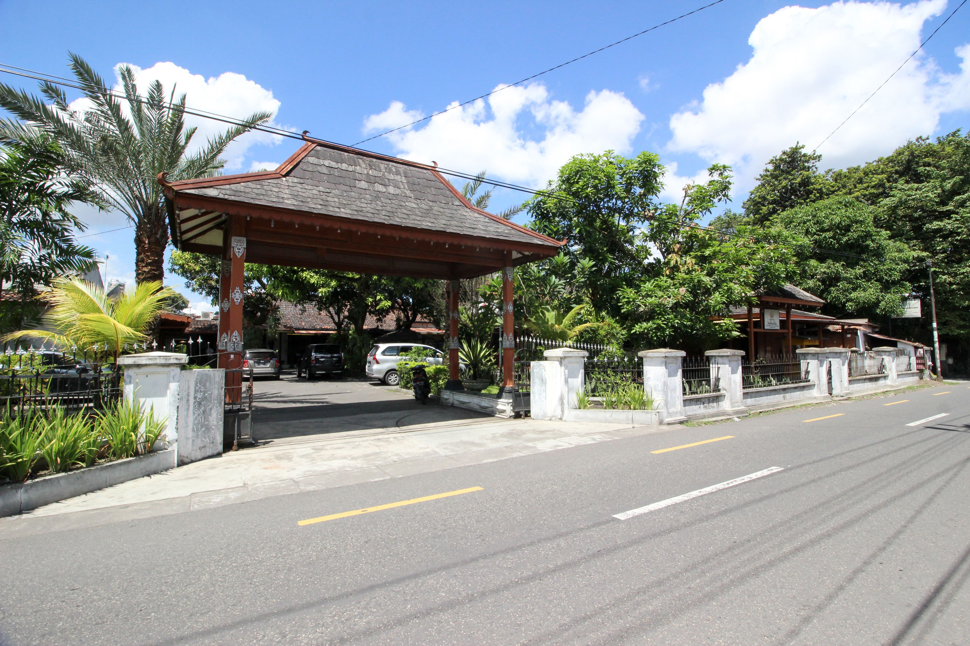 Foto - RedDoorz Plus near Alun Alun Selatan