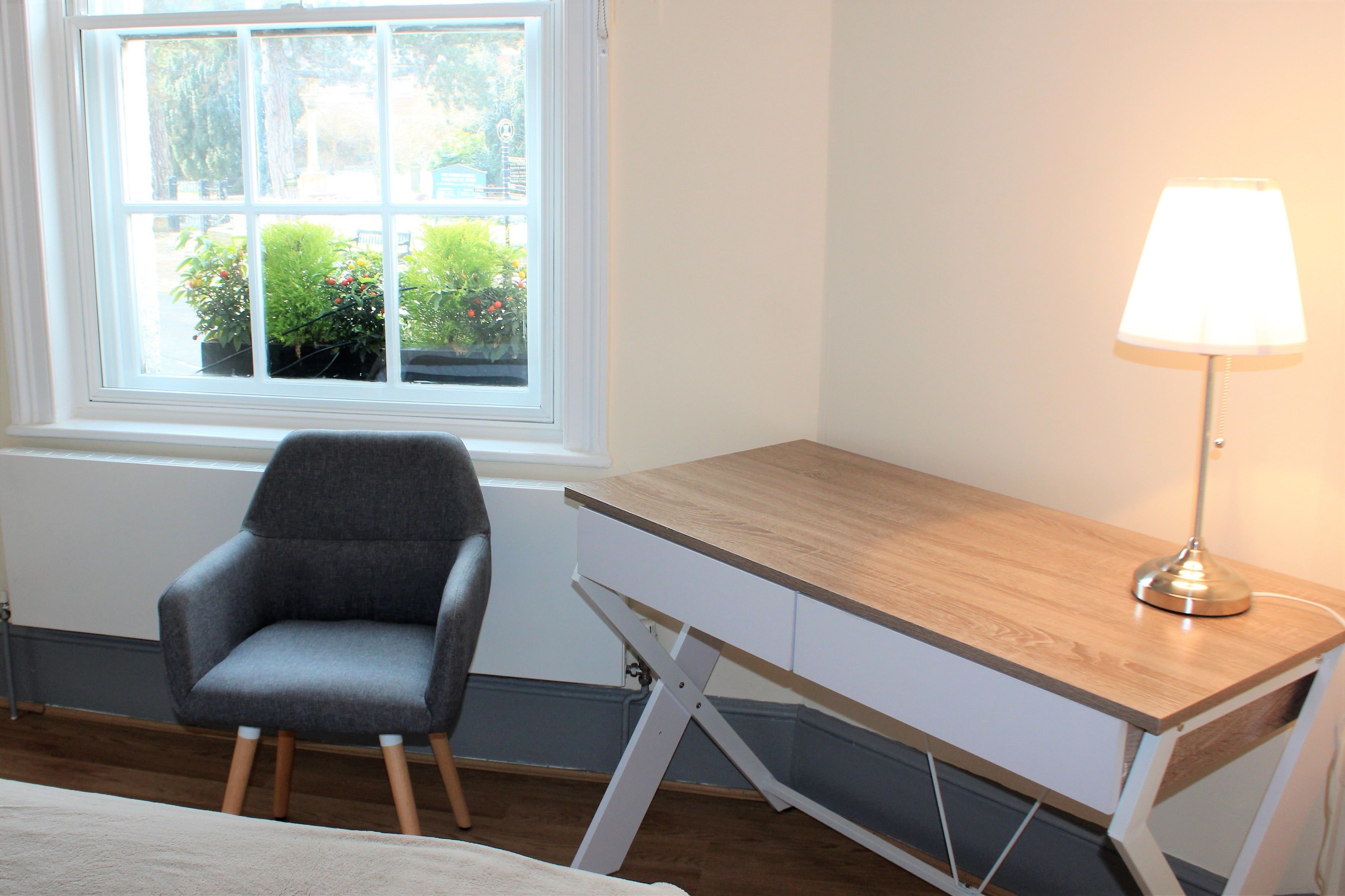 apartment, 1 bedroom (chalfont st. peter) | 1 bedroom, desk, laptop workspace, iron/ironing board