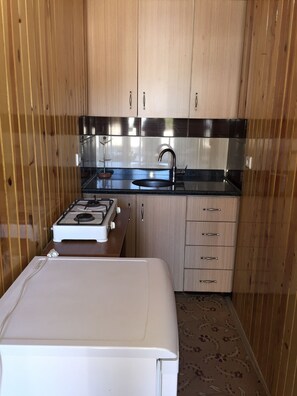 Apartment, Ground Floor | Private kitchen - Olimbera Apart Otel (Çaykara)