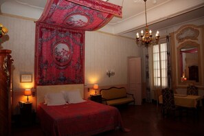 Junior-Suite | Individuell dekoriert, individuell eingerichtet, Bügeleisen/Bügelbrett