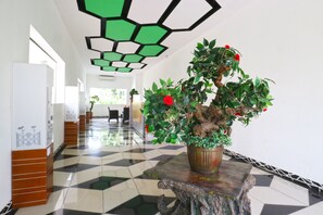 Lobby - Habibah Syariah Hotel by Zuzu (Jakarta)