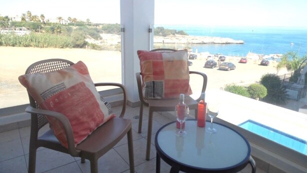 Villa | Balcony - Villa Malamar (Paralimni)
