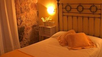 Blackout curtains, soundproofing, rollaway beds, free WiFi