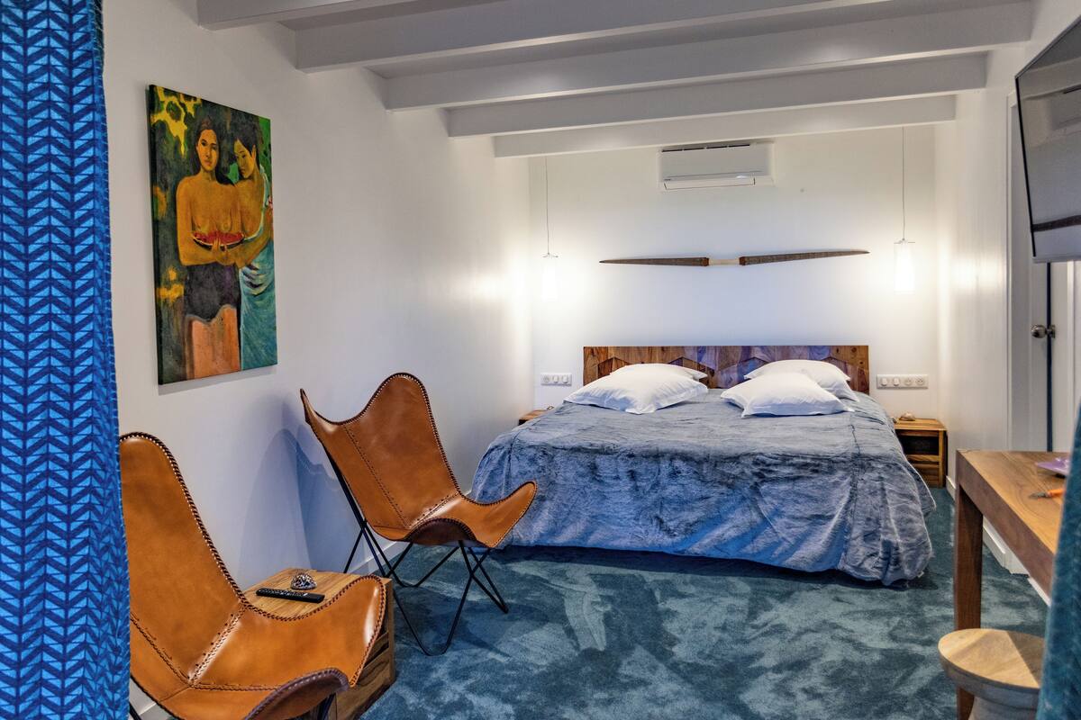 华丽树屋, 1 间卧室 (Tetiaroa) | 免费迷你吧物品、客房内保险箱、办公桌、笔记本电脑工作区
